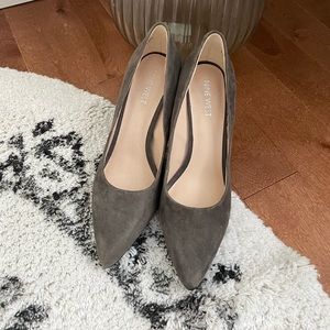 Nine West grey suede pumps